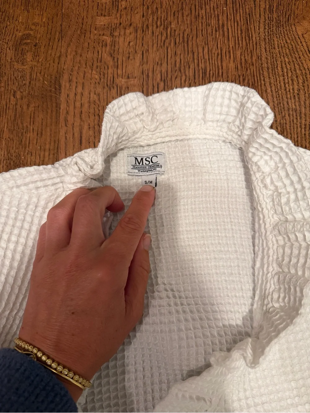 Women’s White Ruffle Waffle Robe - Soft Cozy Sleepwear
